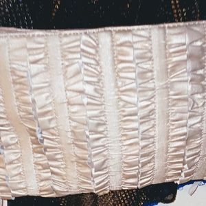 STUNNING HOBO CROSS BODY BAG CREAM EXCELLENT CONDITION SMALL